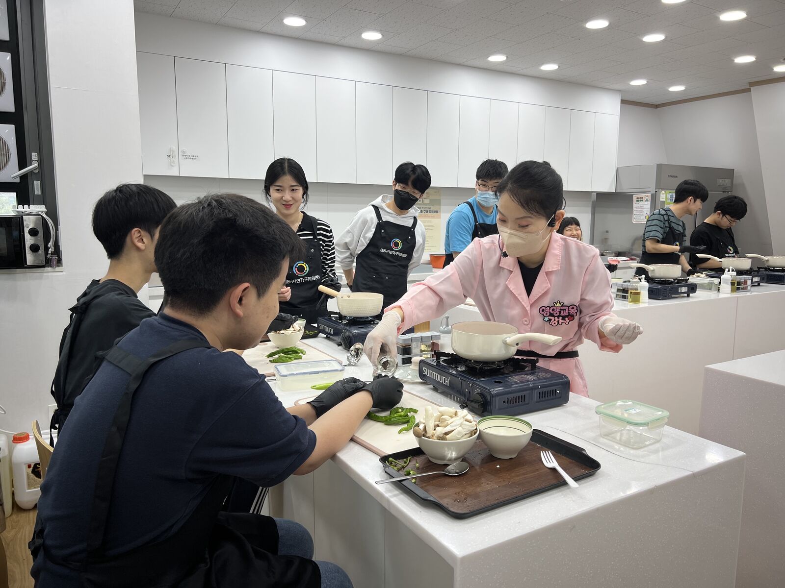 함께 만들고 나누는 즐거운 요리프로그램