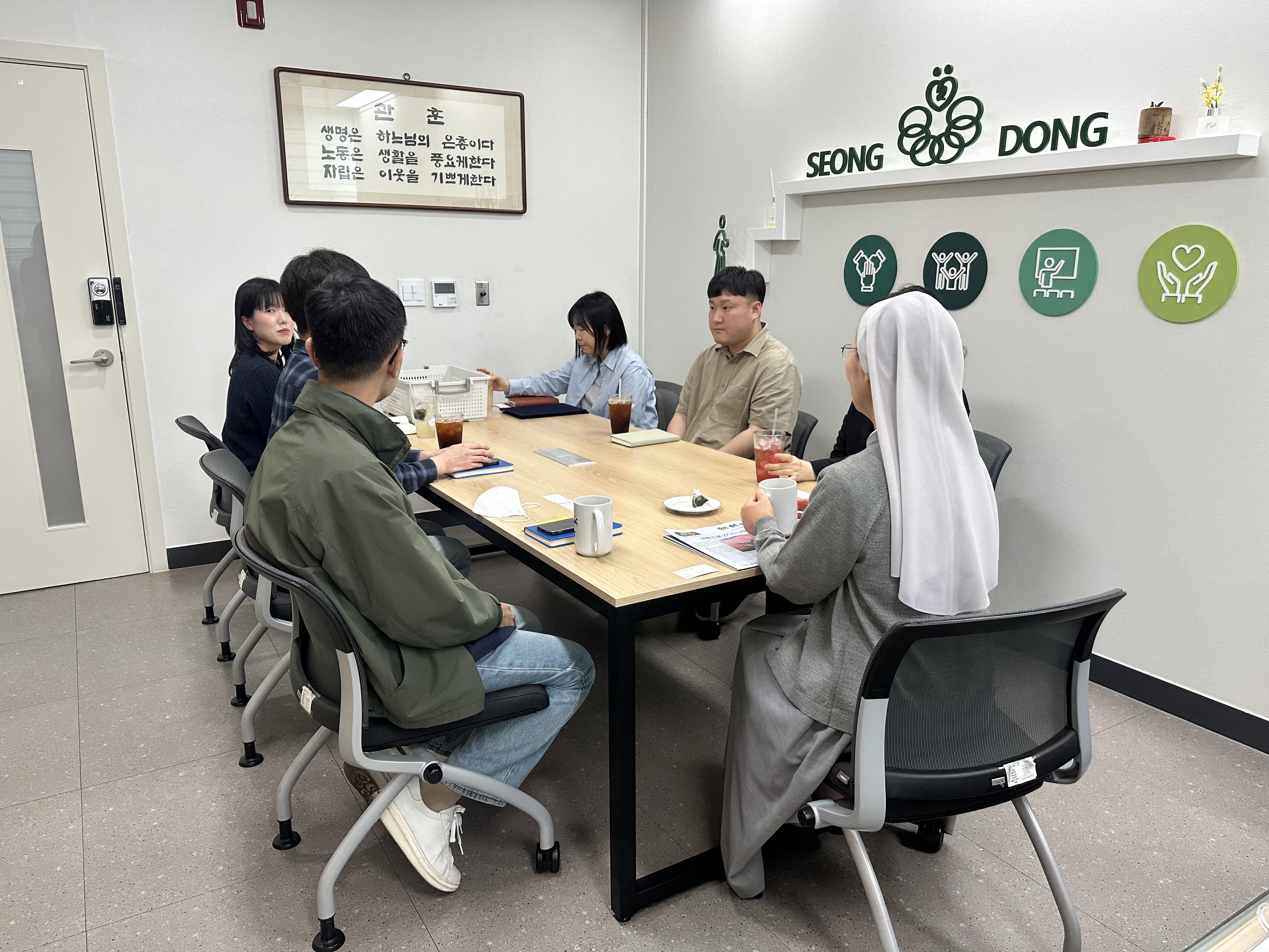 발달장애인 요양보호사 보조일자리 직무교육을 위한 강동그린나래복지센터 연계 협약식 진행